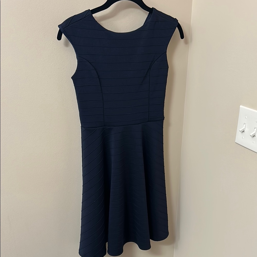 Un Deux Trois Raised Stripe  Cap Sleeve Dress Navy